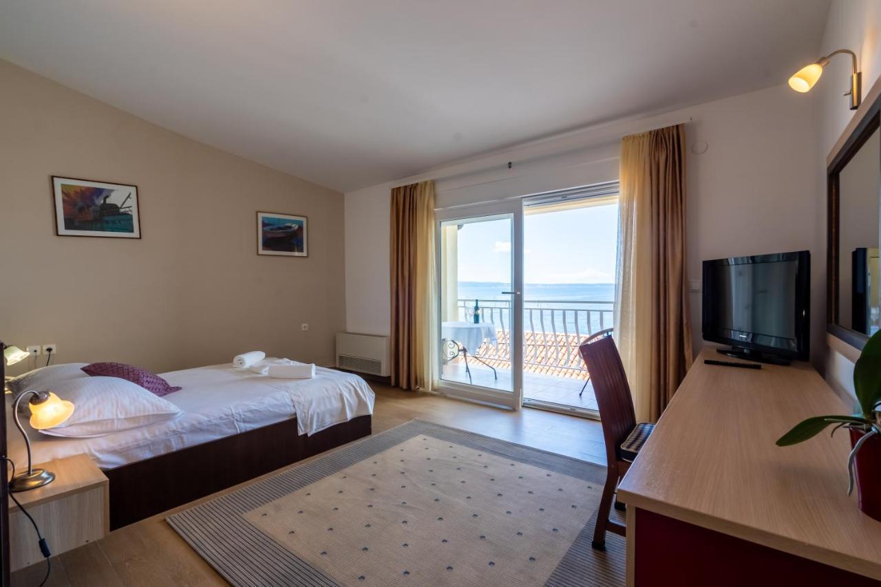 Pansion Epetium Otel Stobreč Dış mekan fotoğraf