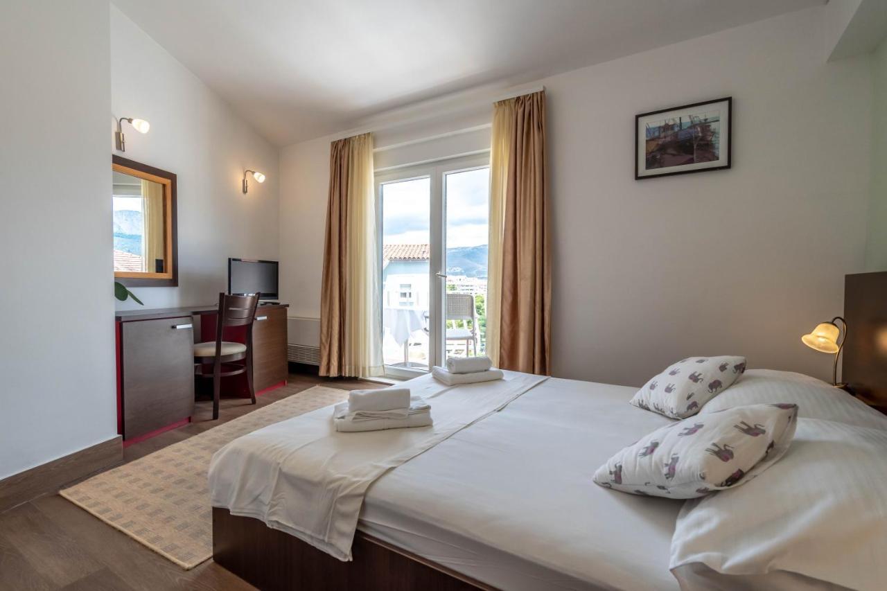 Pansion Epetium Otel Stobreč Dış mekan fotoğraf