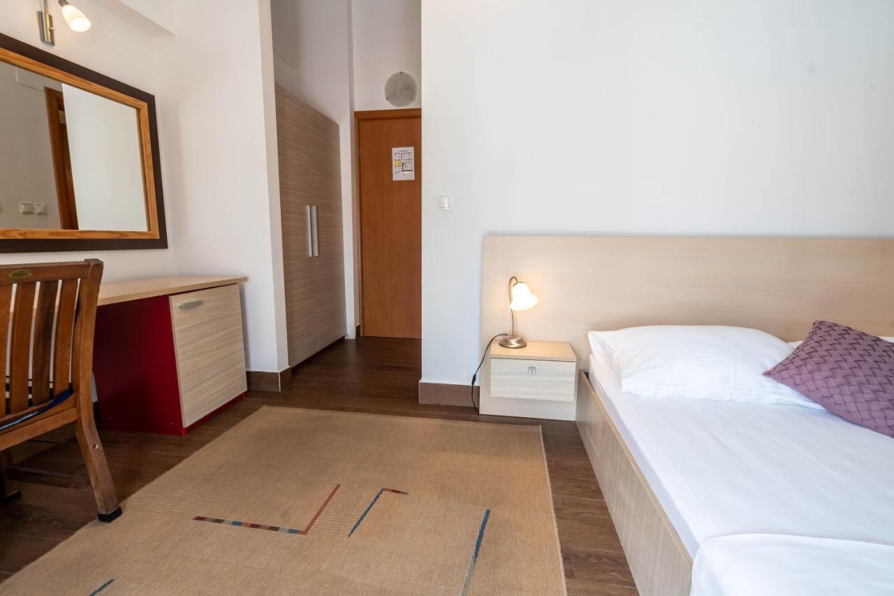 Pansion Epetium Otel Stobreč Dış mekan fotoğraf
