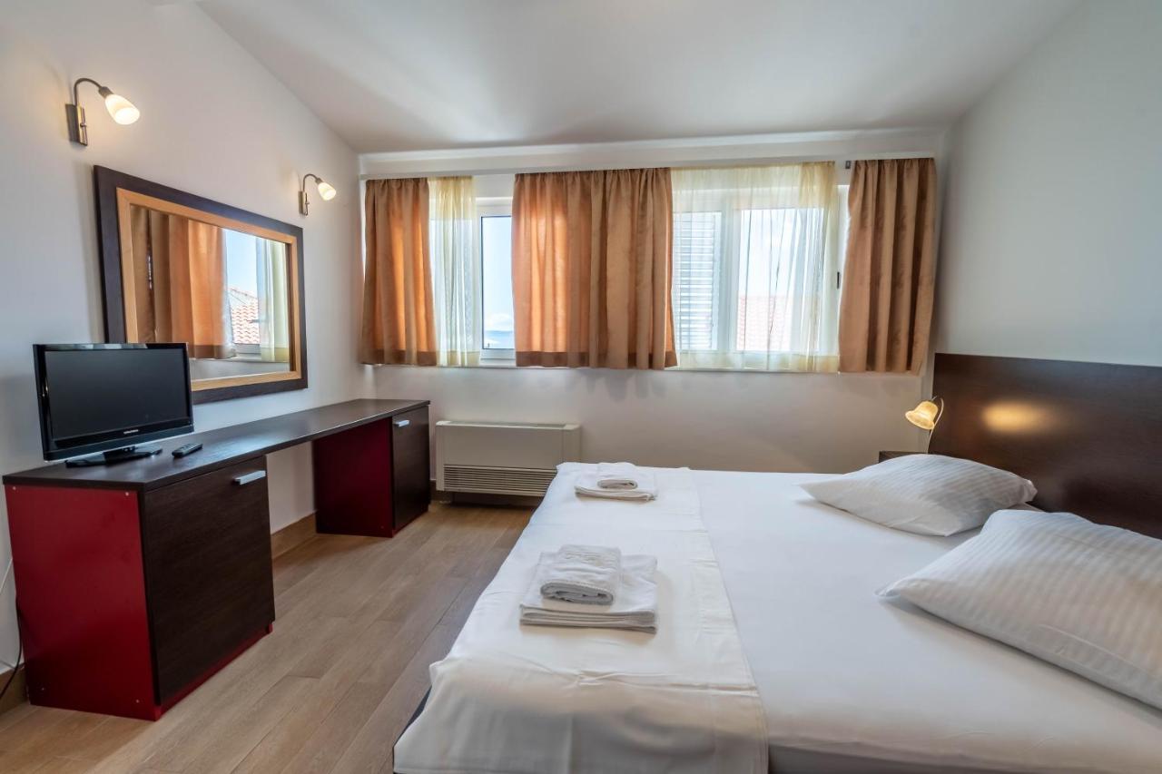 Pansion Epetium Otel Stobreč Dış mekan fotoğraf