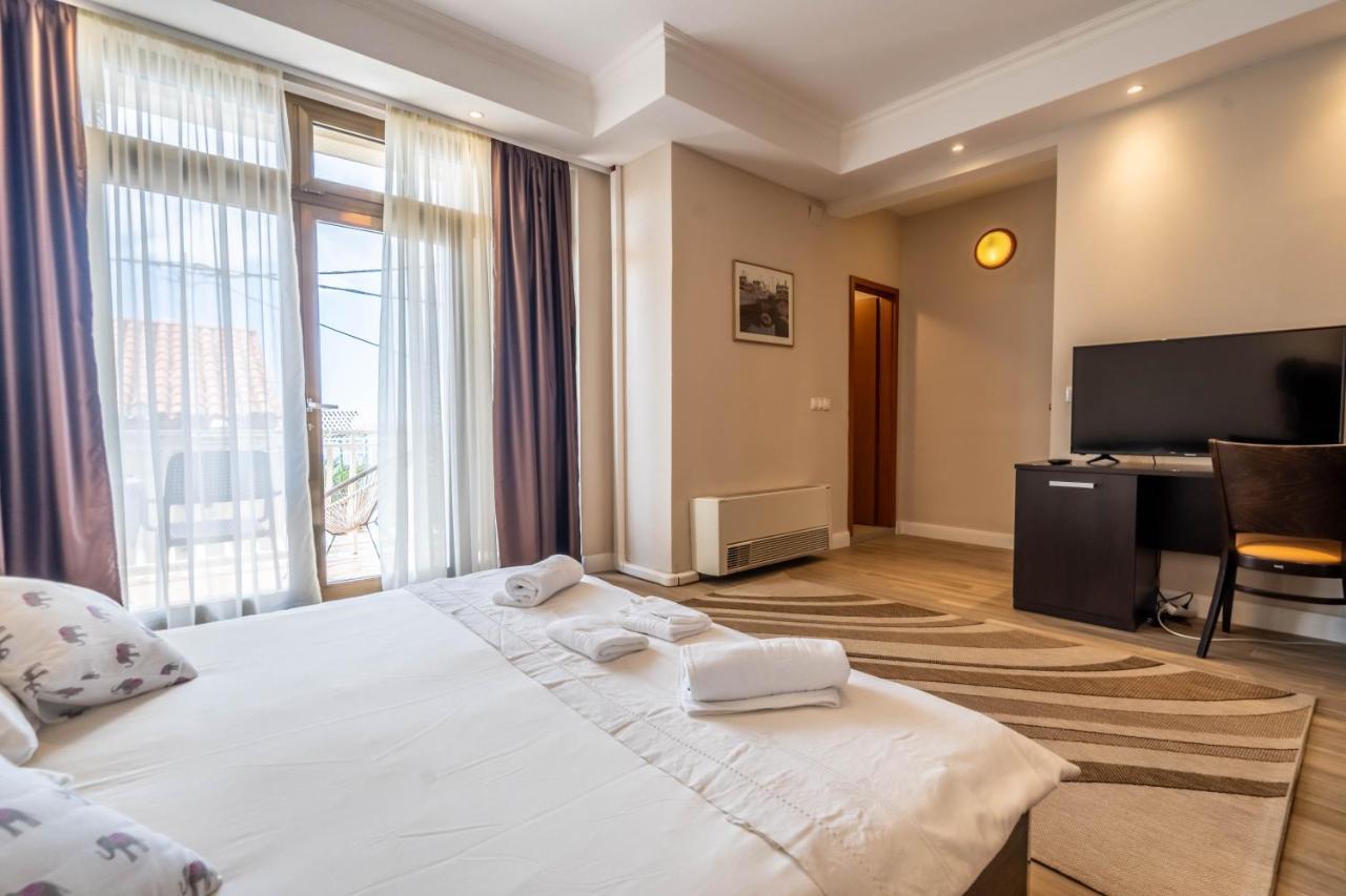 Pansion Epetium Otel Stobreč Dış mekan fotoğraf