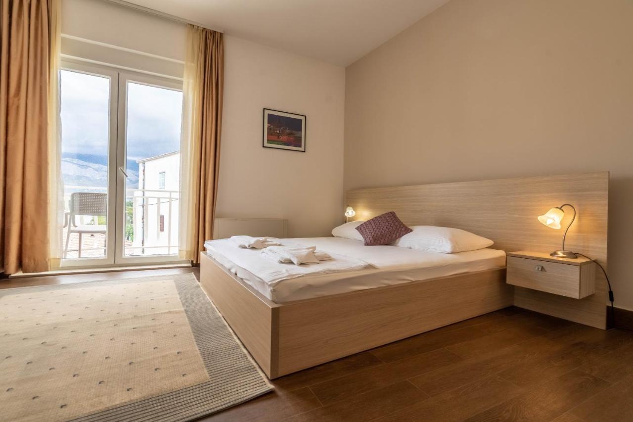 Pansion Epetium Otel Stobreč Dış mekan fotoğraf