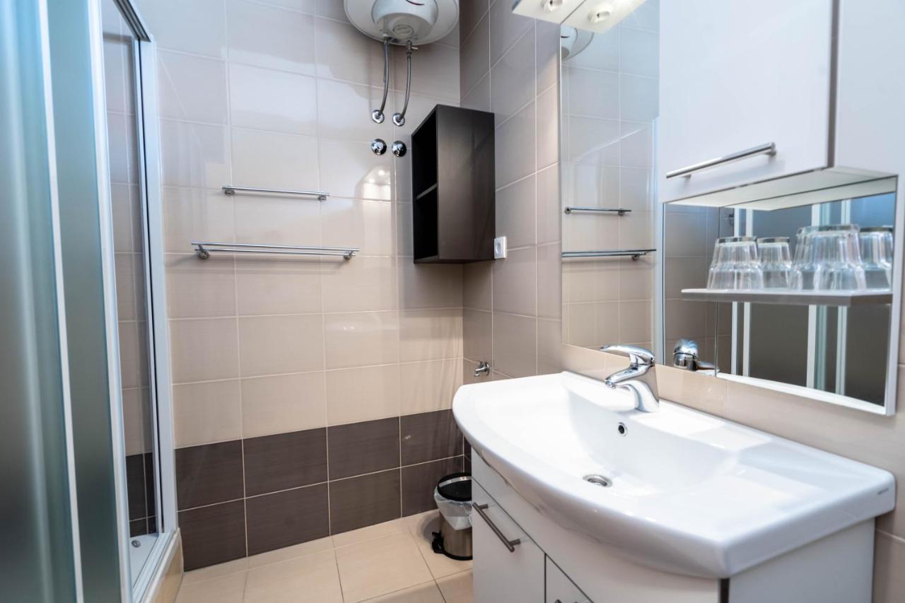 Pansion Epetium Otel Stobreč Dış mekan fotoğraf