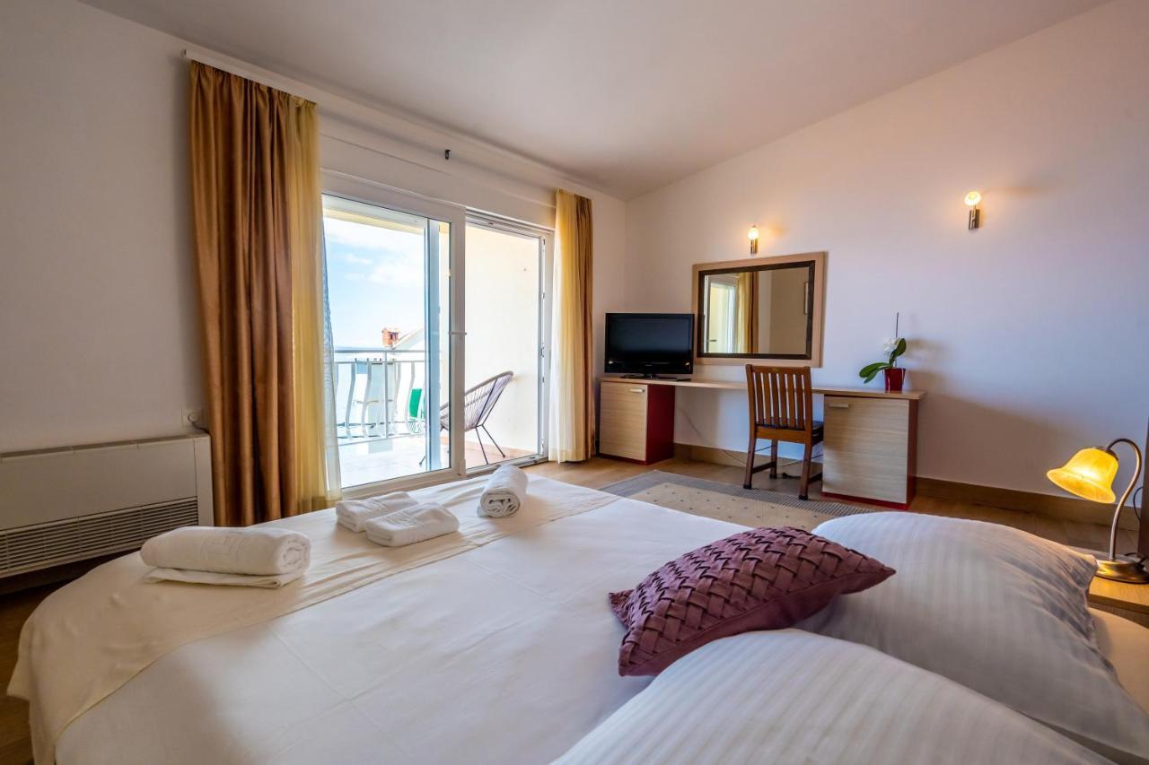 Pansion Epetium Otel Stobreč Dış mekan fotoğraf