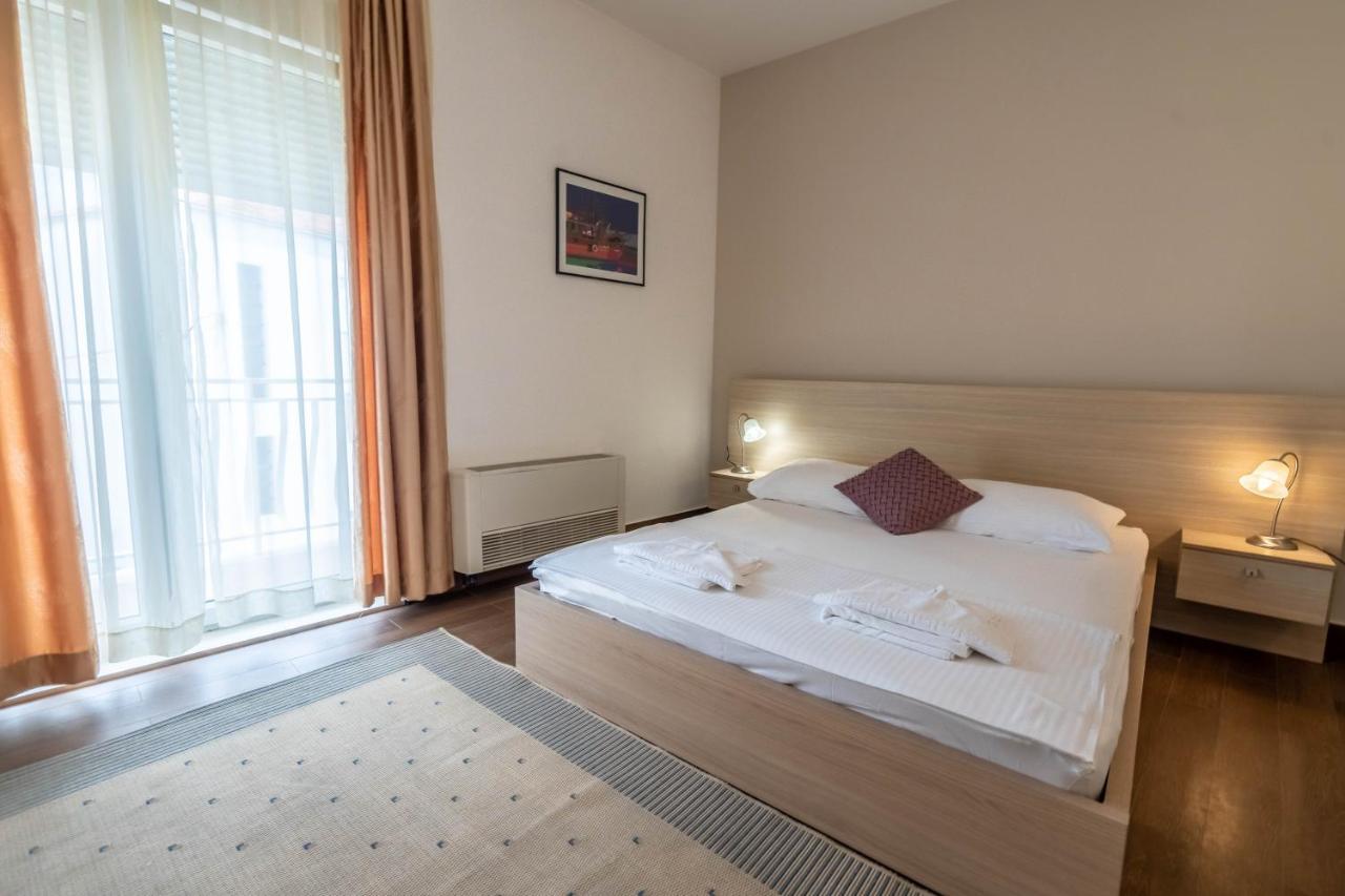Pansion Epetium Otel Stobreč Dış mekan fotoğraf