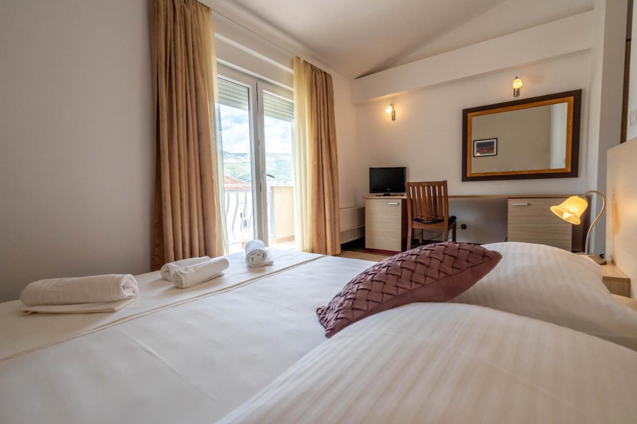 Pansion Epetium Otel Stobreč Dış mekan fotoğraf