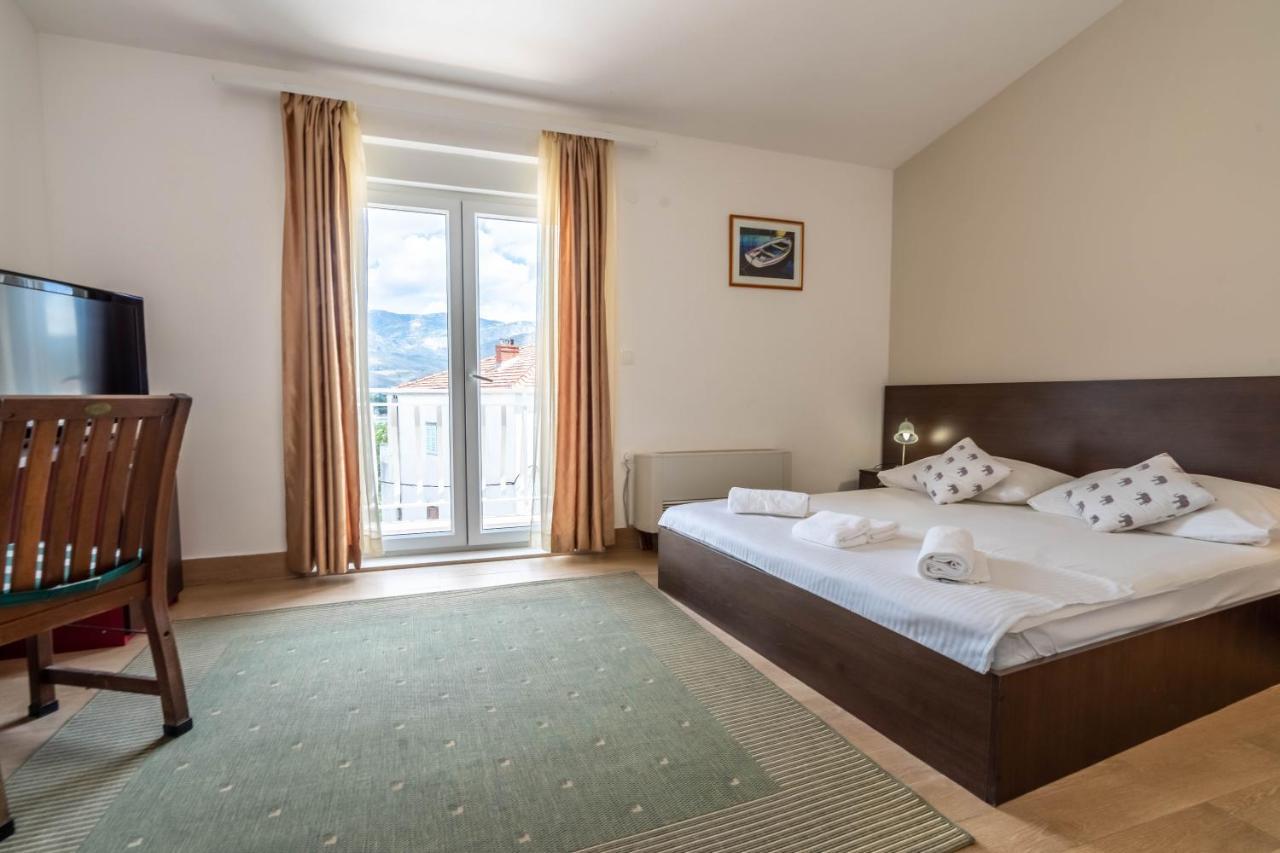Pansion Epetium Otel Stobreč Dış mekan fotoğraf