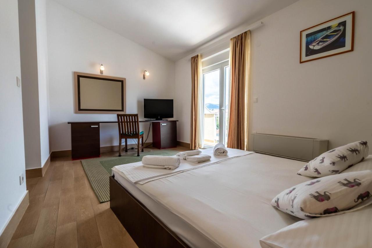 Pansion Epetium Otel Stobreč Dış mekan fotoğraf