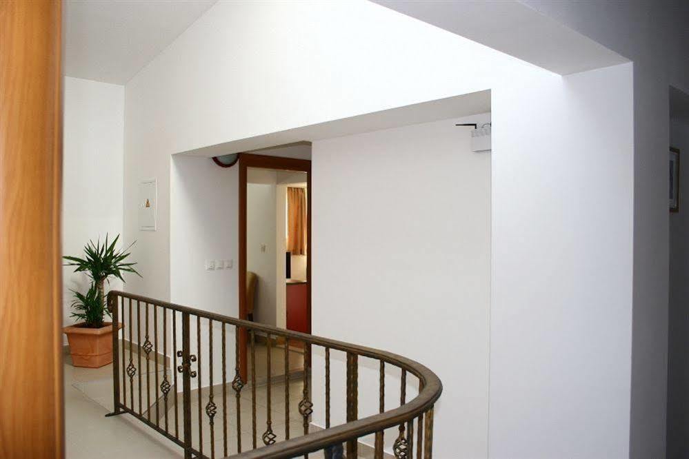 Pansion Epetium Otel Stobreč Dış mekan fotoğraf