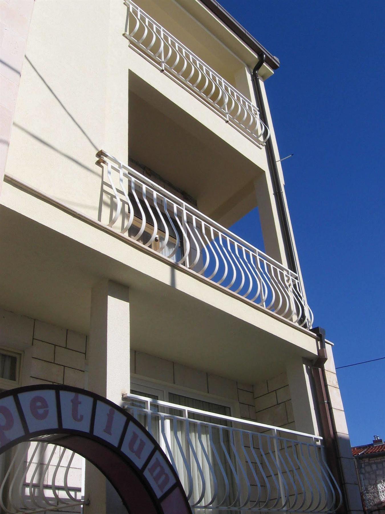 Pansion Epetium Otel Stobreč Dış mekan fotoğraf